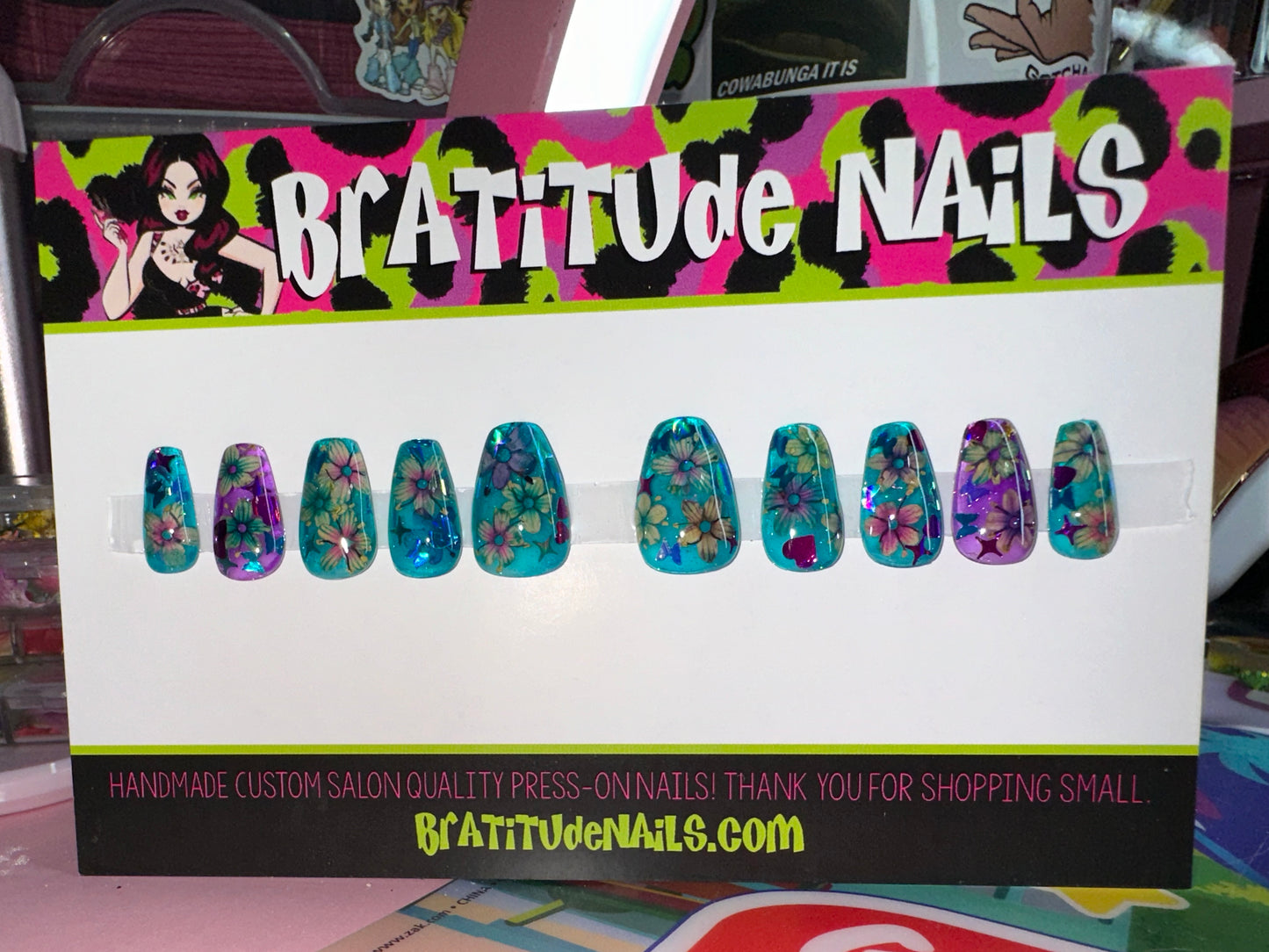 Shiny flowers (real flowers encapsulated in gel with holographic glitter)