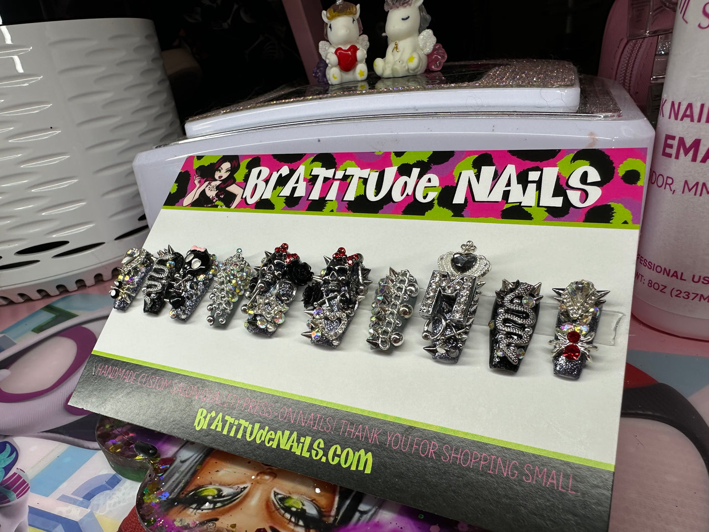 Metal junk nails skulls chains spikes (Gel)