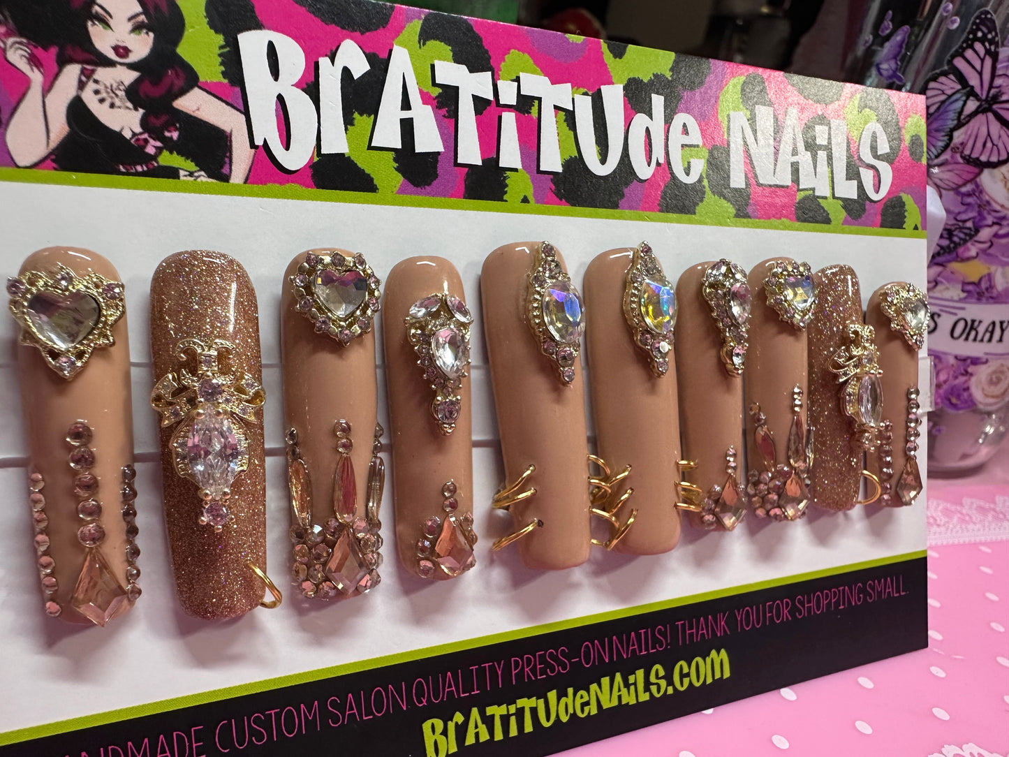 Luxury piercing bling nails (gel)